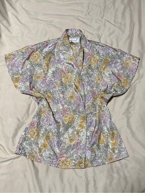 Vintage Michelle Stuart Floral Satin Wrap Blouse Short Butterfly Sleeve Size 4